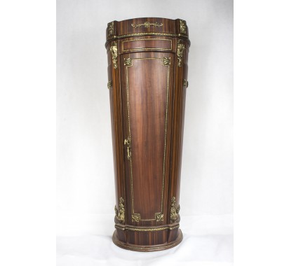 Commode 6