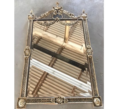 Mirror Frame 4